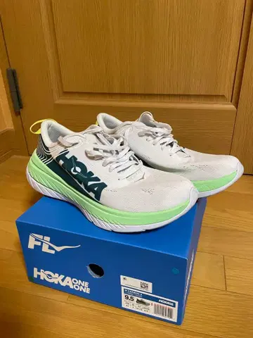HOKA carbonX 27.5