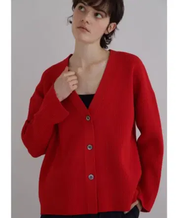 미사용 새상품 LE PHIL 루 스폰디쉬 라인 가디건