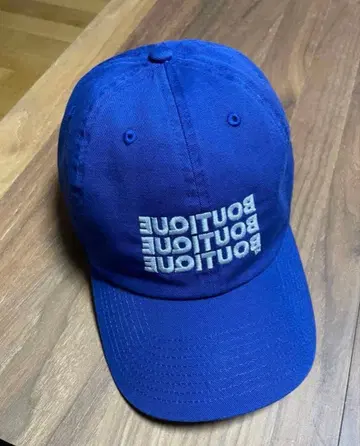 BOUTIQUE CAP '47 BLUE 카네코 메이지 LECHOPPE