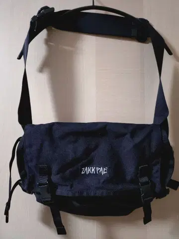 ZAKK PAC 블랙 숄더백