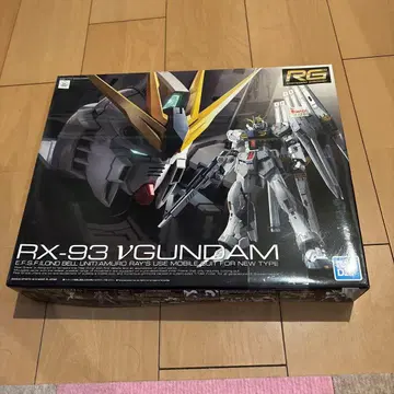미개봉 RG RX-93 V 건담