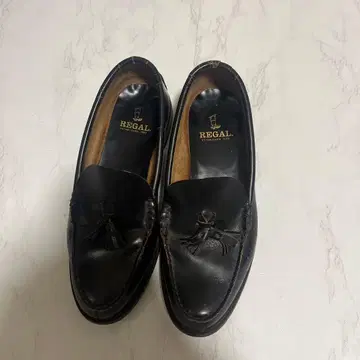 REGAL 블랙 태슬 로퍼