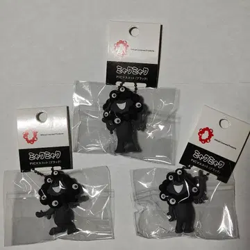 블랙 미야쿠미야쿠 PVC 마스코트 키링 3종 세트