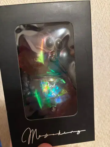 [ 모자킹 홀로그램 피규어 ]