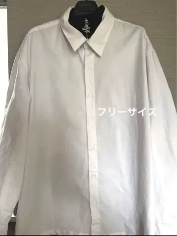 OY 지퍼 달린 화이트 긴팔 셔츠