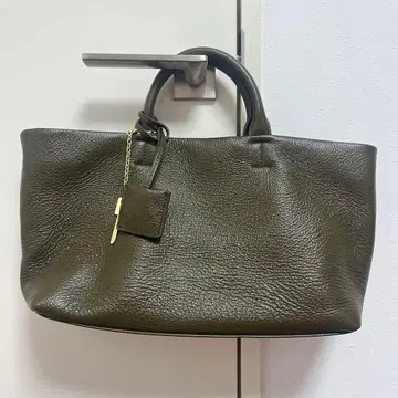 2025aw 새상품급 SLOBE IENA 가죽 토트백