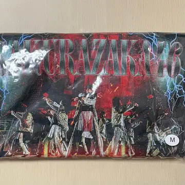 [미개봉] 사쿠라자카46 락 티셔츠 M 사이즈