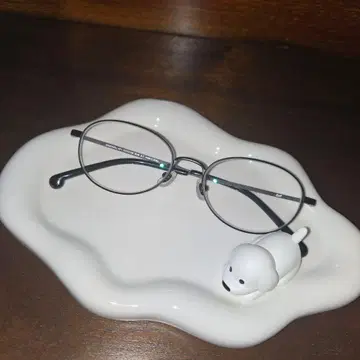 시바타 히카리 Zoff 오벌 블랙 새상품급