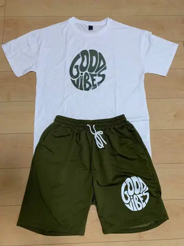 셋업 White x Olive