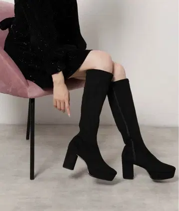 느슨한 경사 롱 부츠 블랙 스웨이드 롱 부츠 통굽 힐