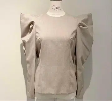 Cygne 시뉴 퍼프 상의