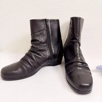 골든풋 블랙 주름 가공 부츠 사이드 지퍼 24EEE 새상품