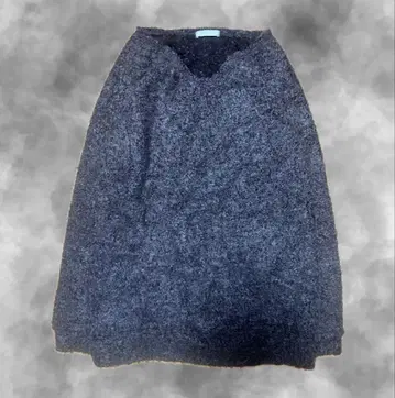 브라운 슬리브리스 니트 V넥