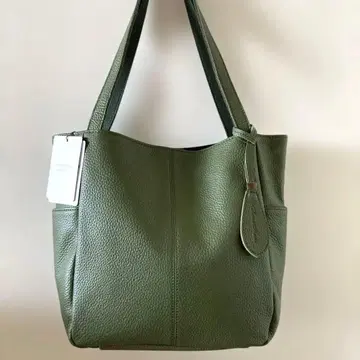 미사용 새상품 Anna Marie 안나마리 천연 가죽 토트백