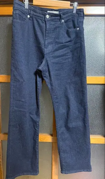 안피로 발수 테이퍼드 데님 L