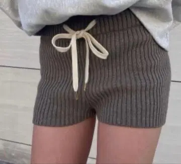 juemi 리브 숏팬츠