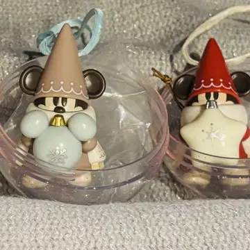 2개 디즈니 크리스마스 릴린린 캡슐 토이 빨간색 브라운 베이지