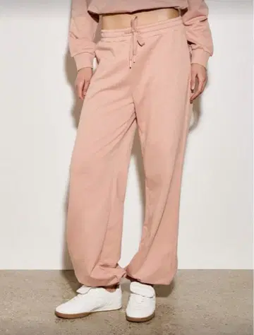 핑크 와이드 레그 스웨트 팬츠