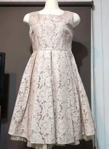 Rew de Rew 레이스 슬리브리스 원피스 페치 코드 포함