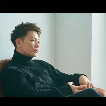 새상품급 즉시 완판 abyts 하이넥 터틀 케이블 니트 사토 타케루 블랙