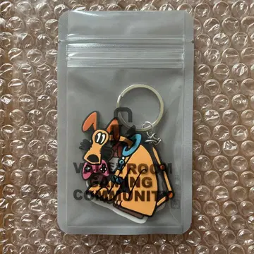 VAULTROOM KEY DOG RUBBER KEYCHAIN