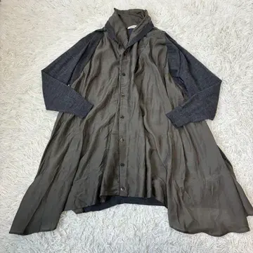 플랜테이션 절개 가디건