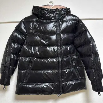 MONCLER 블랙 다운 자켓