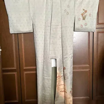 연한 그린 그레이 꽃무늬 사라사 호몬기