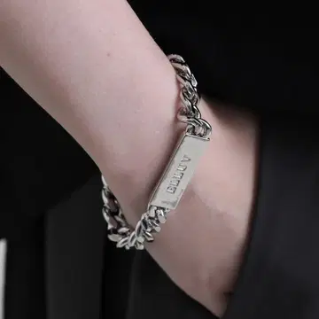 [ ELLUV/엘르 ] 로고 플레이트 볼륨 체인 팔찌 실버