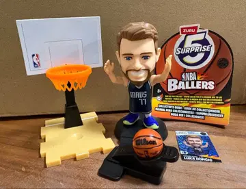 NBA Ballers 피규어 루카 돈치치