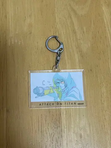 진격의 거인 한지 조에 원화 아크릴 키링