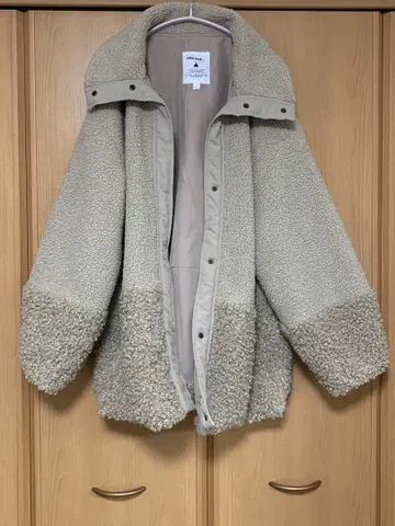 niko and - . 오버 사이즈 보아 자켓