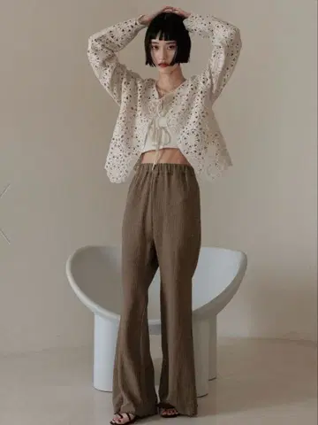 LOWRYS FARM 모듬 플레어 팬츠 브라운