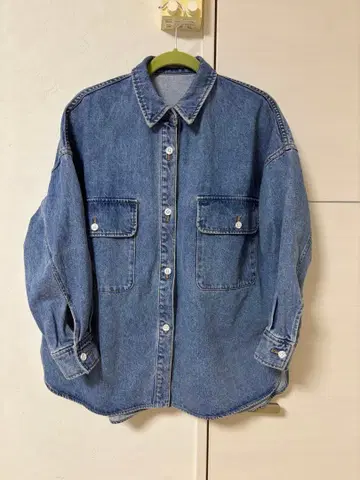 바빌론 이번 시즌 시착만 한 상품 빅 셔츠