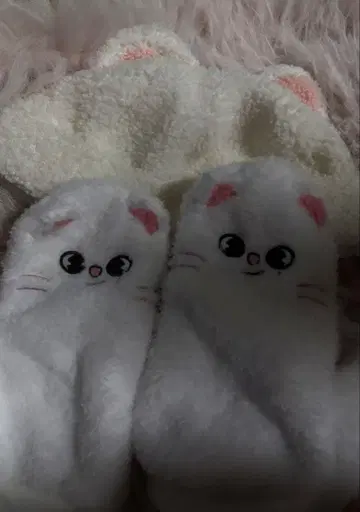 StrayKids 스키즈 지니렛 현진 보아캡 장갑