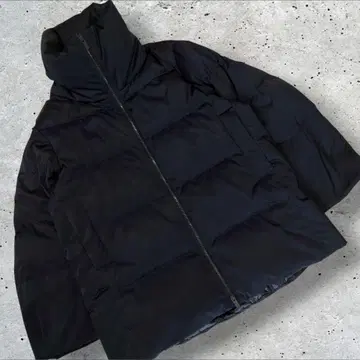 컨디션 최상 UNIQLO +J 다운 볼륨 자켓 블랙 여성용