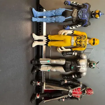 가면라이더 피규어