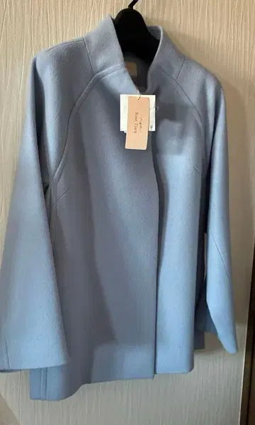 택 포함 새상품 로즈 티아라 42 울 숏코트 정가 37,400엔