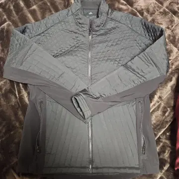 adidas 퀼팅 자켓 블랙