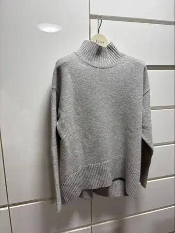 23구 캐시미어 하이넥 니트 라이트 그레이 사이즈 38