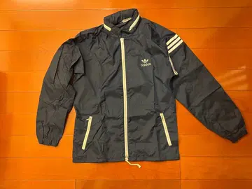 80년대 adidas 네이비 후드 부착 자켓