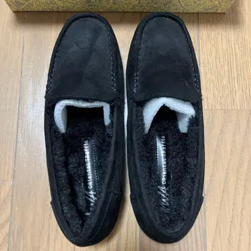 모카신 오리엔탈트래픽 블랙