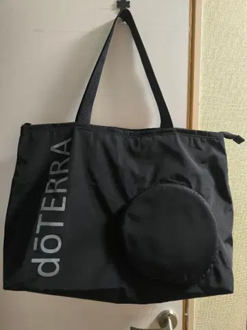 doTERRA 블랙 토트백