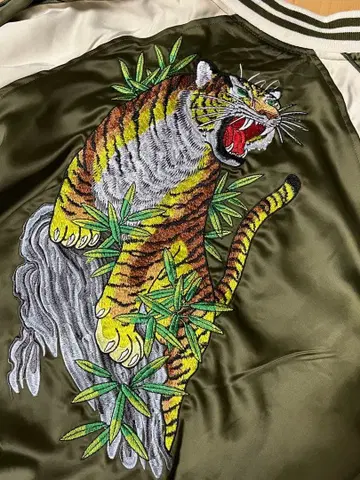 용과 같이 사지마 타이거 스카잔 XS INSERT COIN