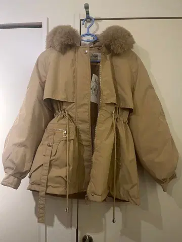 택 포함 새상품 myu 퍼 충전솜 코트