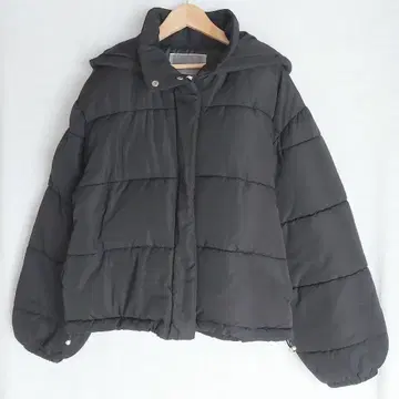 NICE CLAUP 후드 부착 다운 자켓 숏코트 블랙