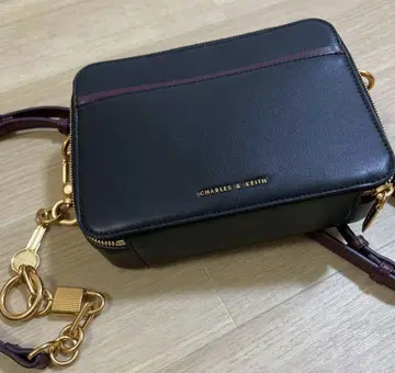 찰스앤키스 청키 체인 숄더백