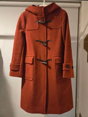 그린 레이블 릴랙싱 오렌지 더플 코트