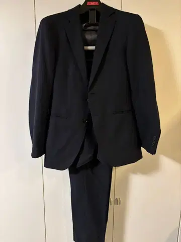 ORIHICA 네이비 쓰리피스 수트