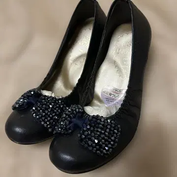 FIRSTCONTACT 블랙 펌프스 비쥬 장식 22cm 작은 사이즈